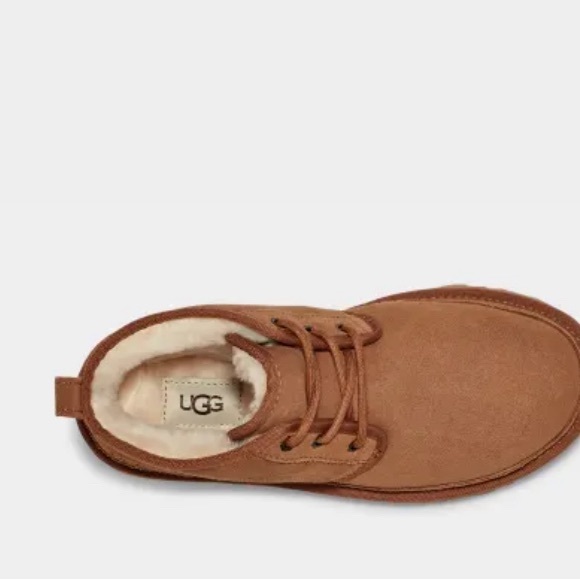 Uggs. - Picture 5 of 6